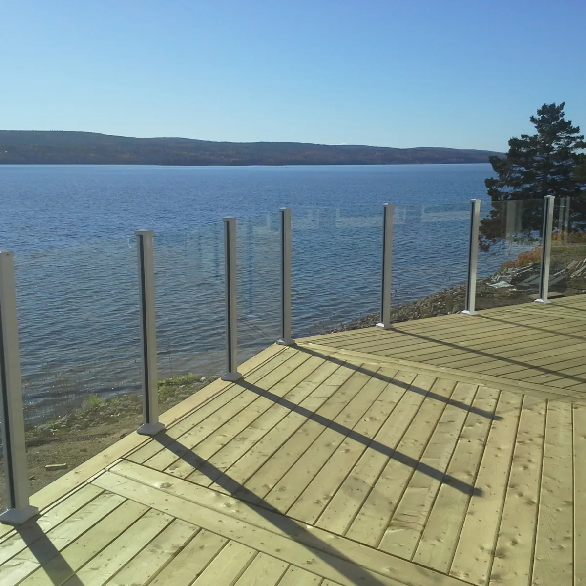 Century Aluminum Railings glass and picket combo railing on dock