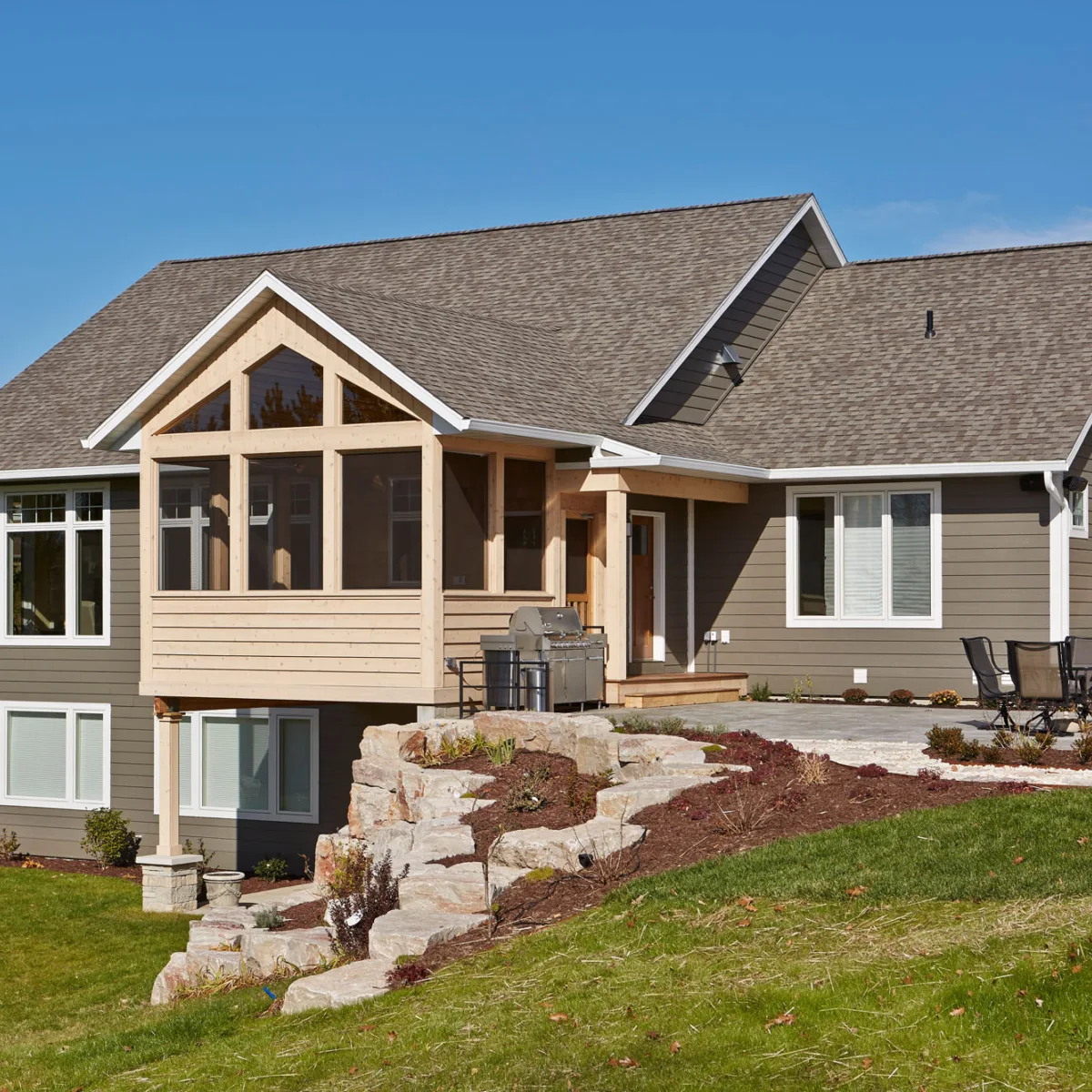 Diamond Kote Building Products - LP SmartSide Prefinishing - siding and trim 2-story house