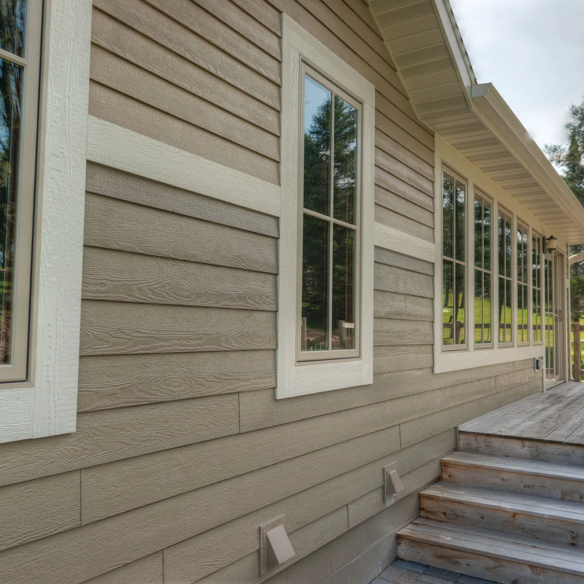 Diamond Kote Building Products - LP SmartSide Prefinishing - siding and trim beige house