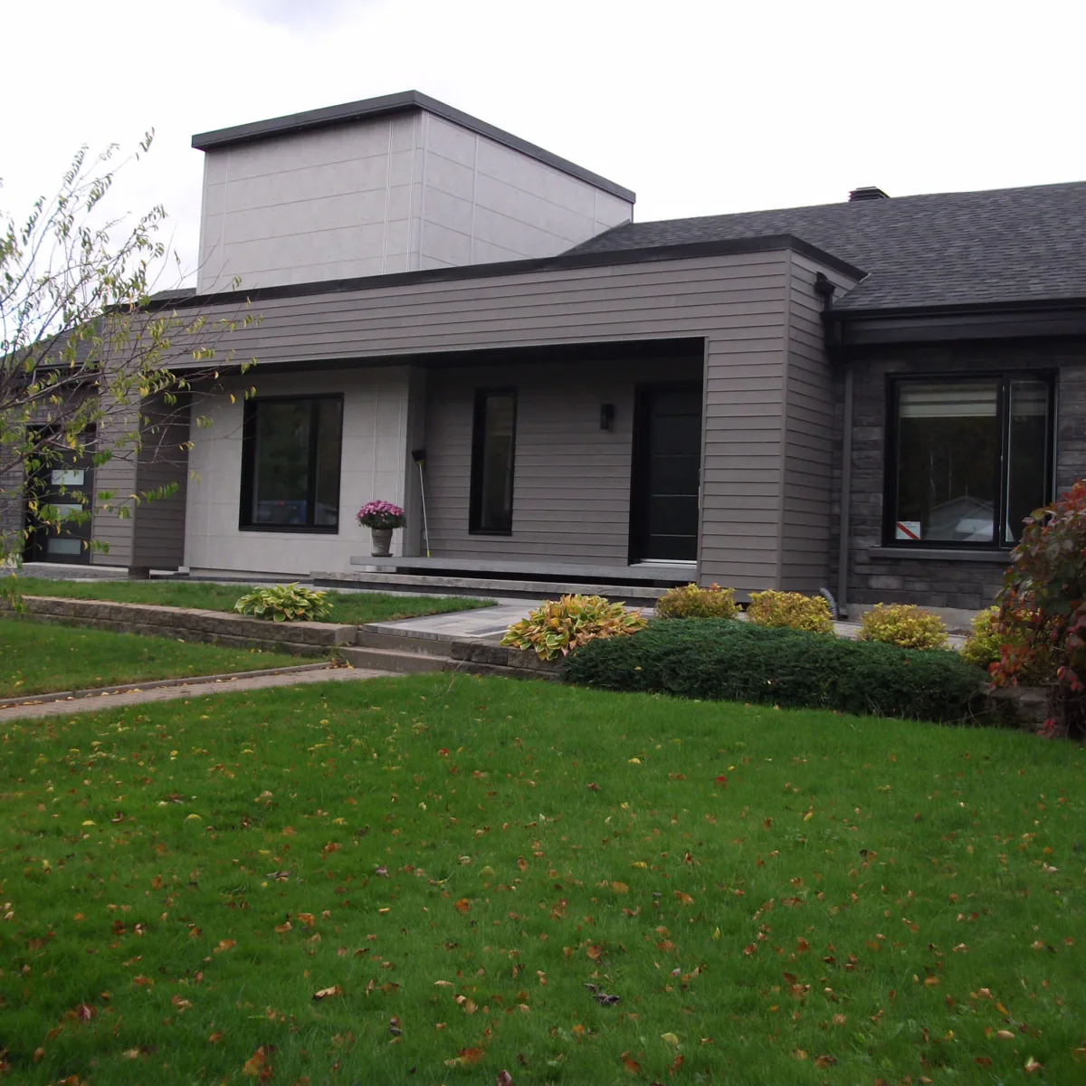 Expression - Revêtement préfini en fibrociment James Hardie - maison - erable argenté 2