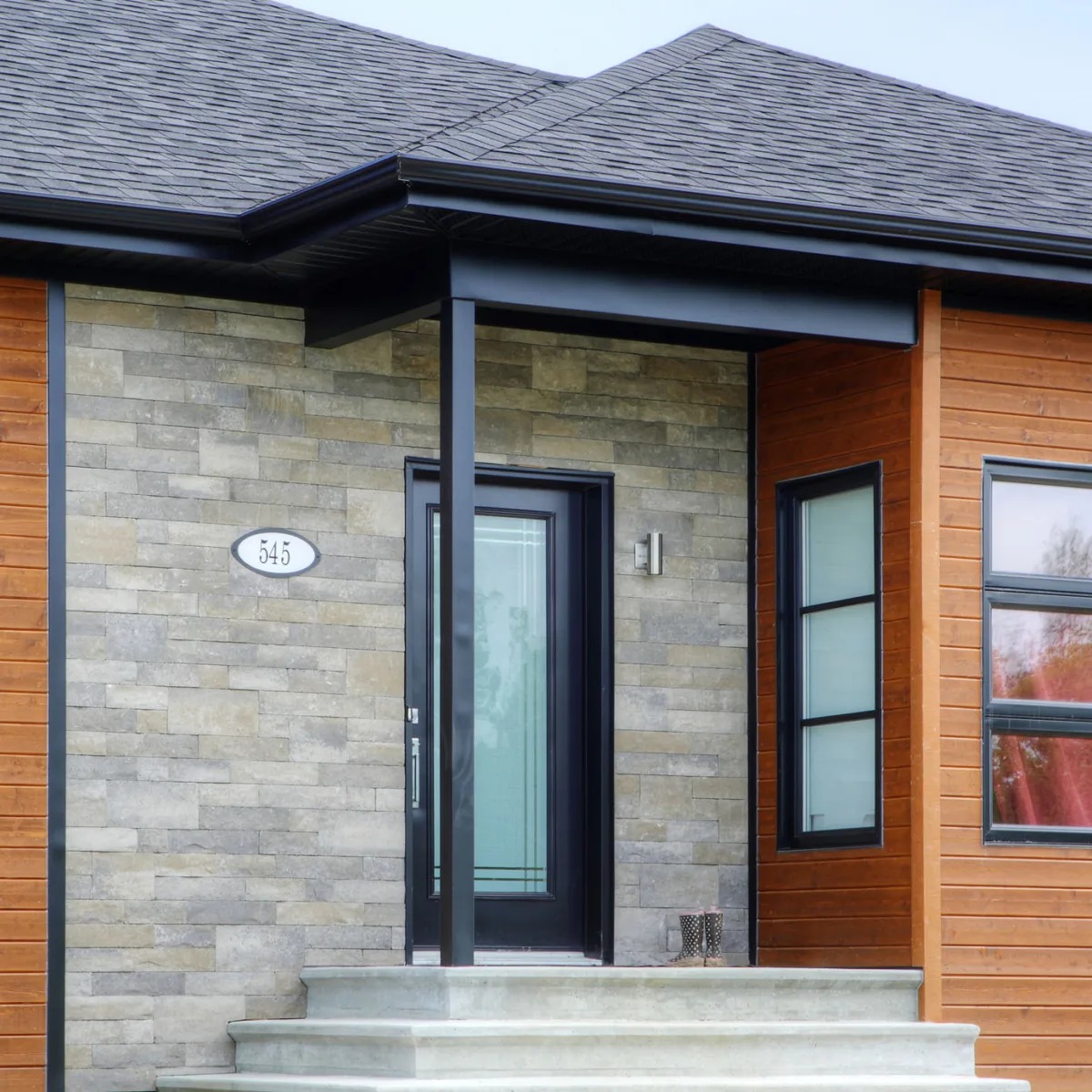 Fusion Stone Veneer Drystack exterior facade