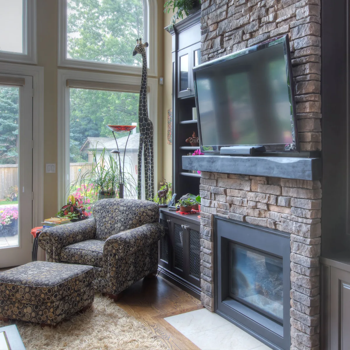 Fusion Stone Veneer Great Lakes interior tv fireplace
