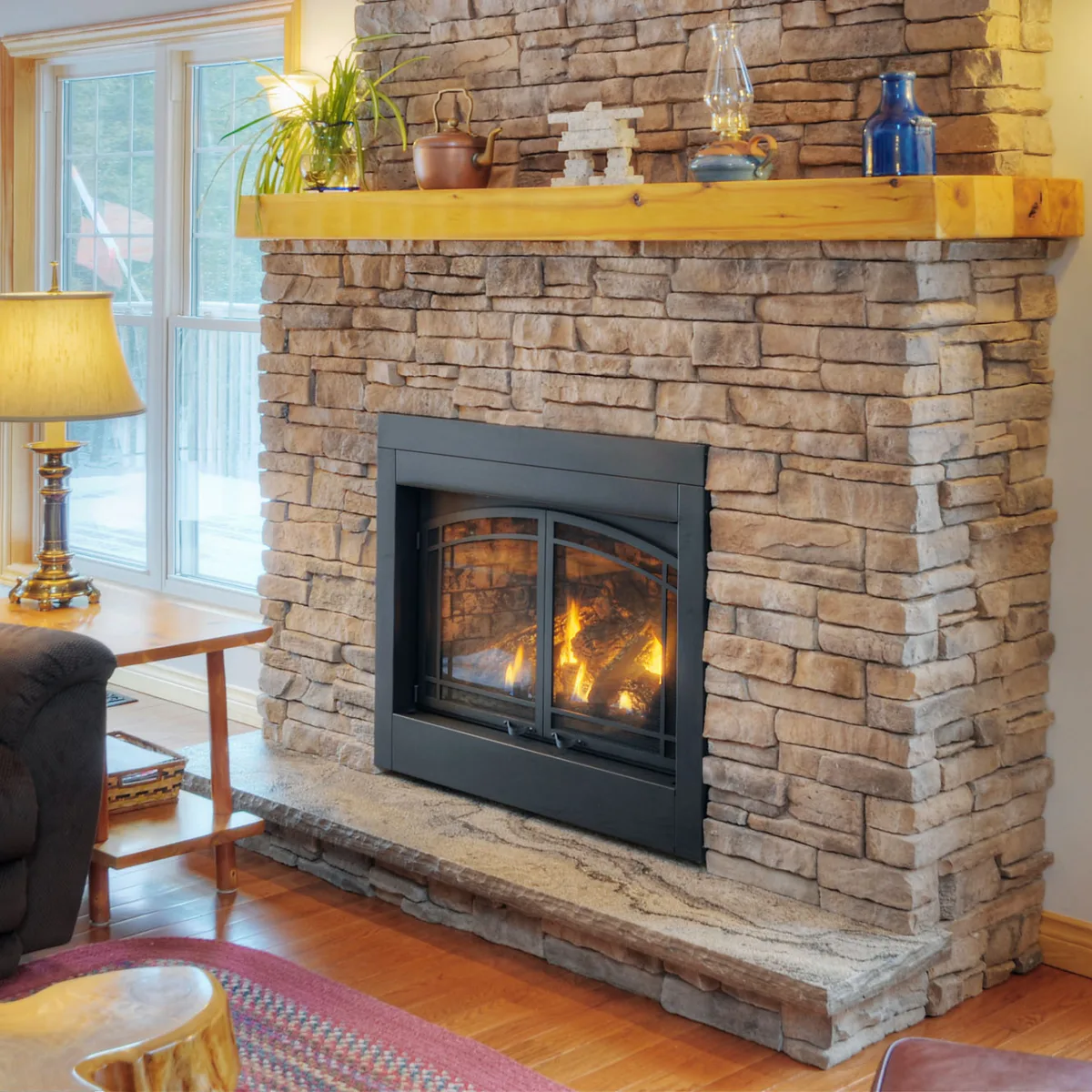Fusion Stone Veneer Great Lakes interior fireplace