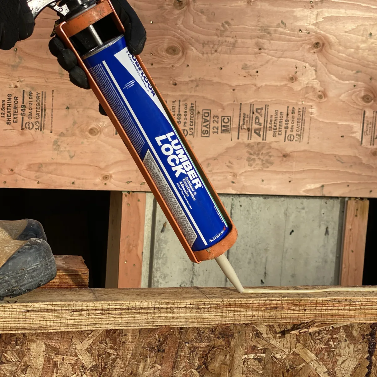 LUMBER LOCK - adhésif de construction application