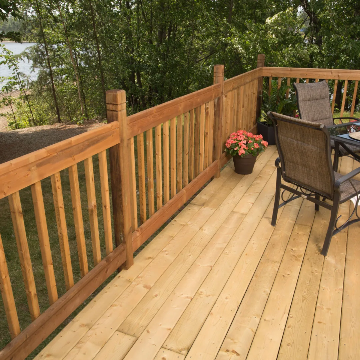 MicroPro Sienna - Bois traité - set de patio et chaises