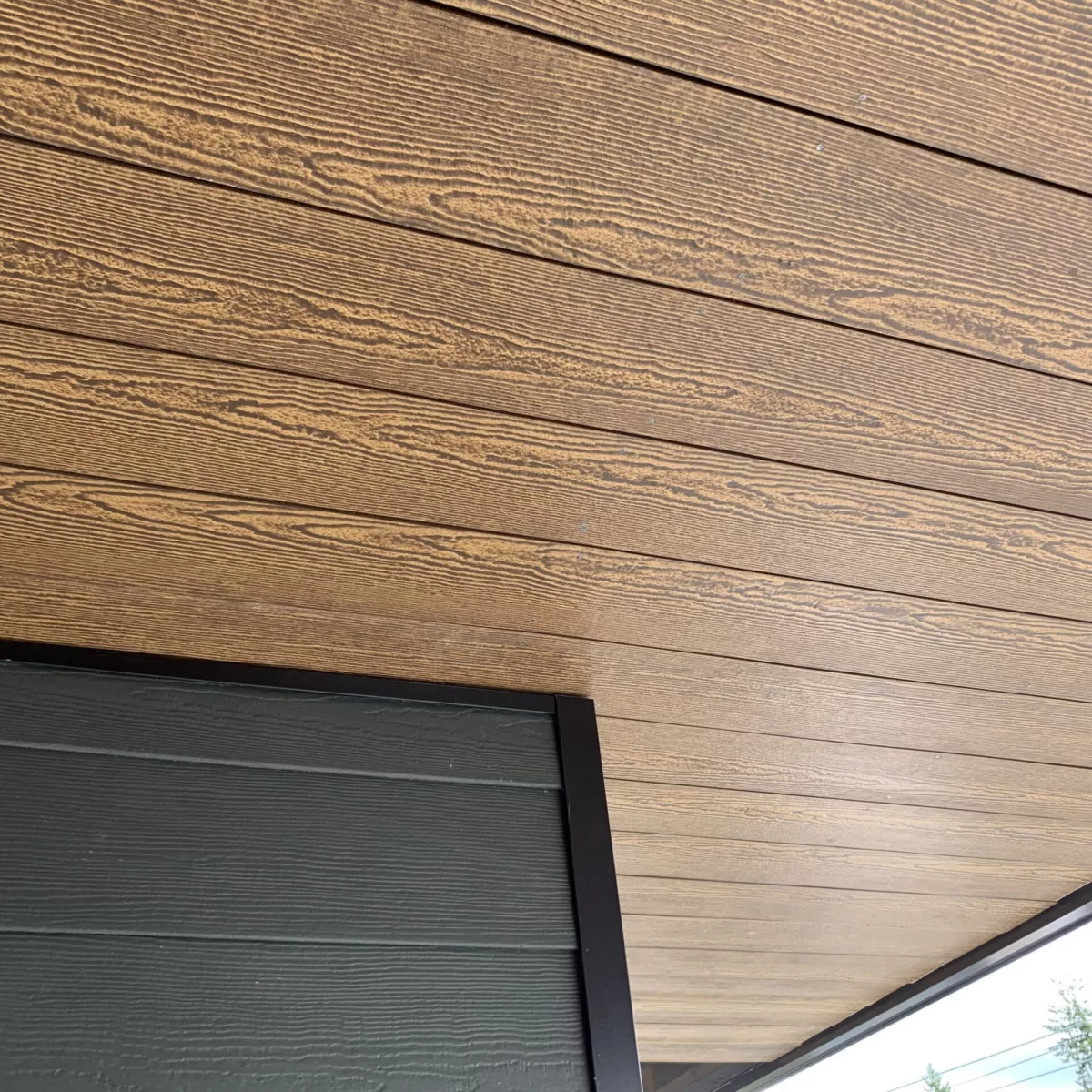 St-Laurent Engineered Wood Siding soffit